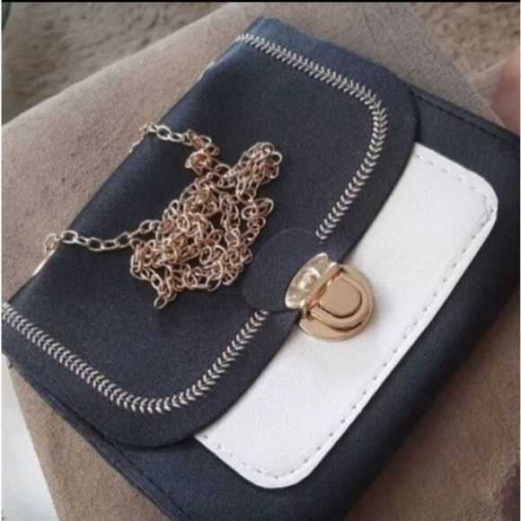 Super soft and sexy purse exactly as pictured - Picture 4 of 4